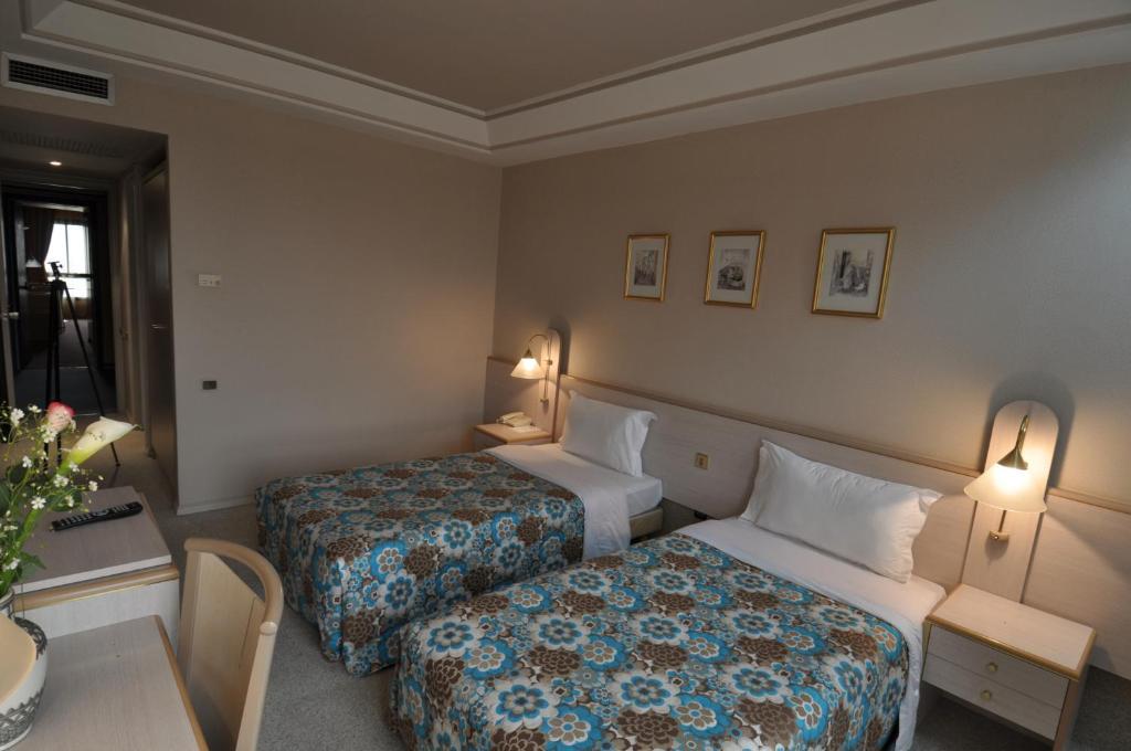 Hotel Wassim Fès Cameră foto